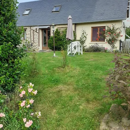 Le Gite Du Hibou Ménil-Hubert-sur-Orne Buitenkant foto